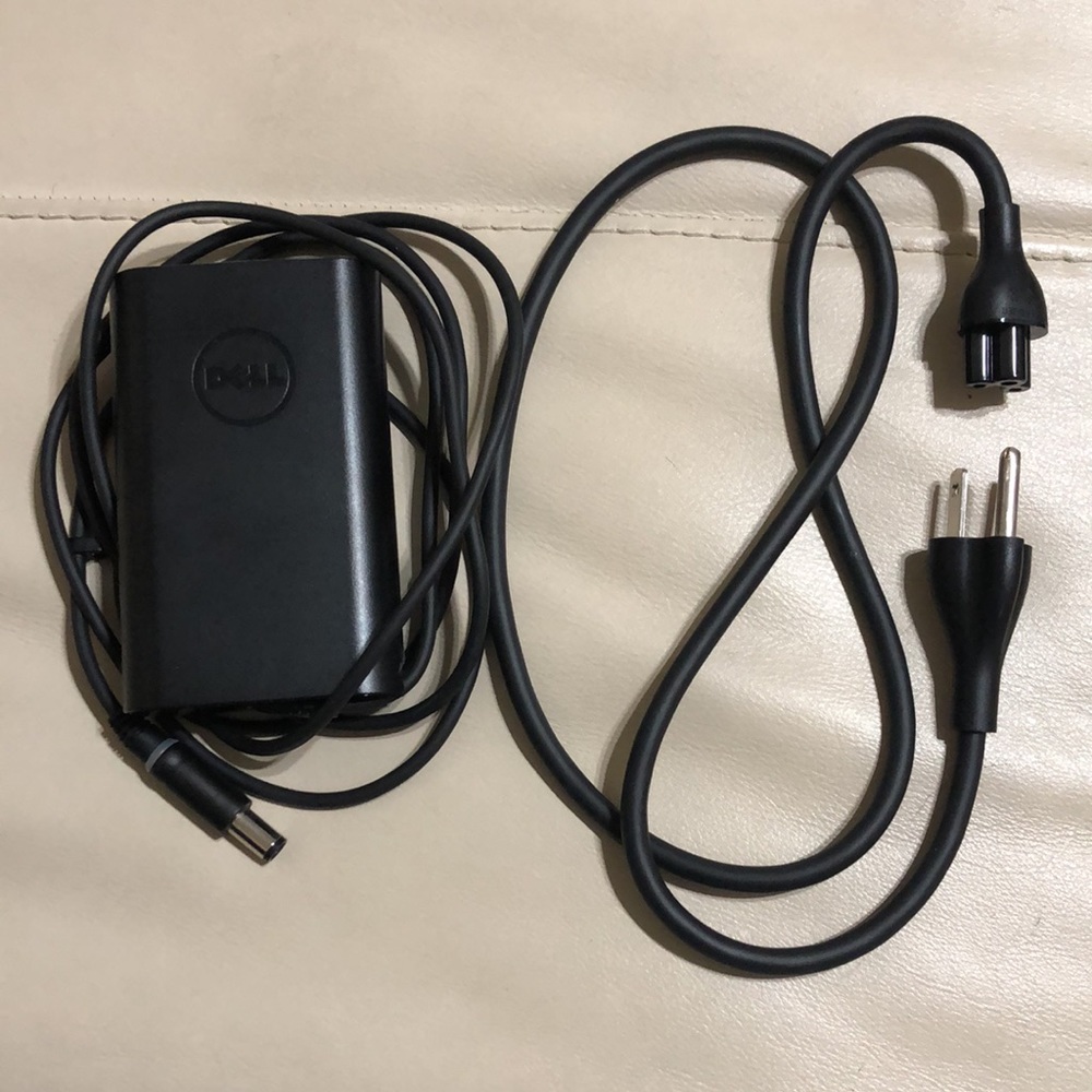 Dell Adapter Charger 65W 19.5V 3.34A